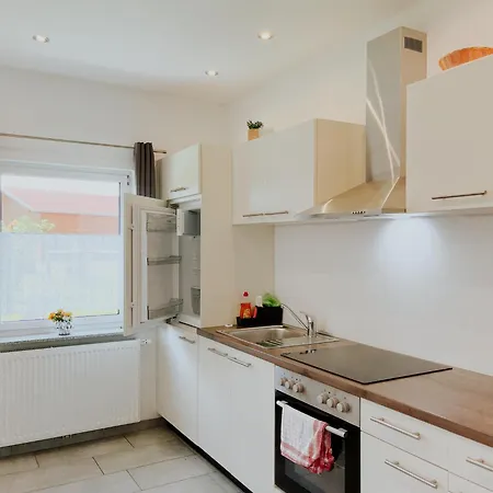 Haus Marksburg بيت للعطل لانشتاين